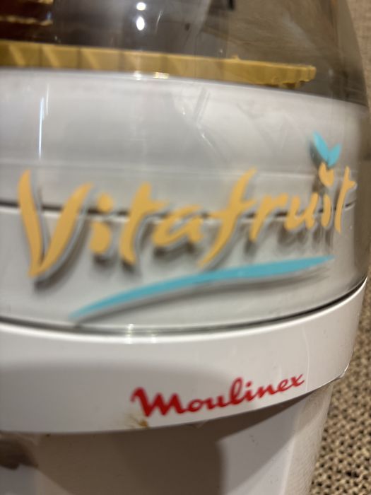 Aparat elecrocasnic storcator fructe-legume, Moulinex