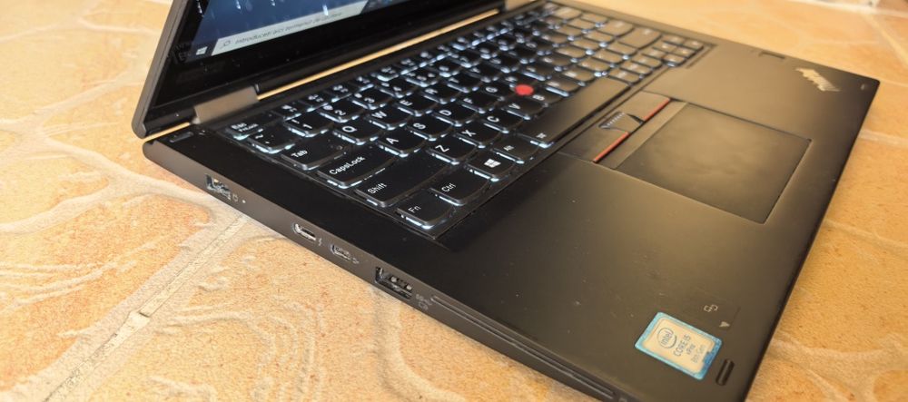 Lenovo ThinkPad Yoga X380 Touch 13.3"_i5 vPro 8350U_512GB SSD + SIM 4G