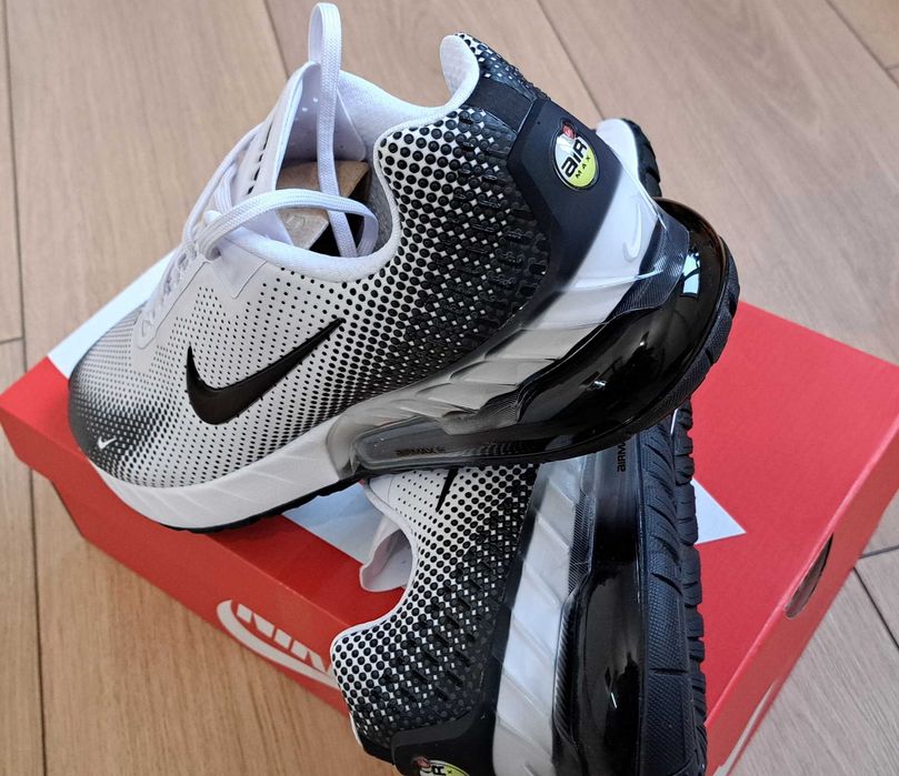 Nike Air Max PHOENIX