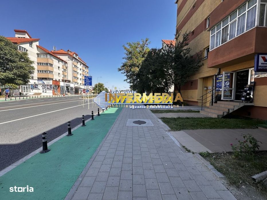 INCHIRIERE Spatiu Comercial CETATE Bulevard 34 mp. Centrala Termopane