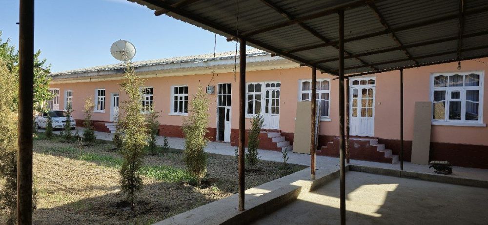 12 sotixlik kotta xovli sotiladi Yangiyul tuman