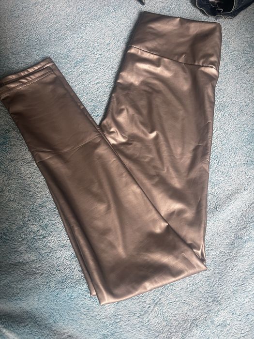 Egări aurii cu talie inalta