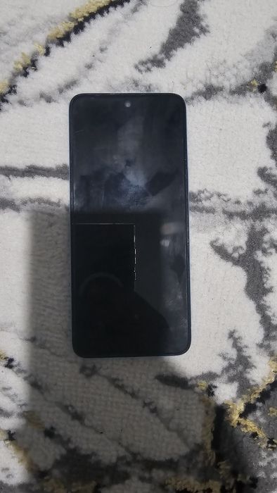 Redmi 12 O'rtacha holatda