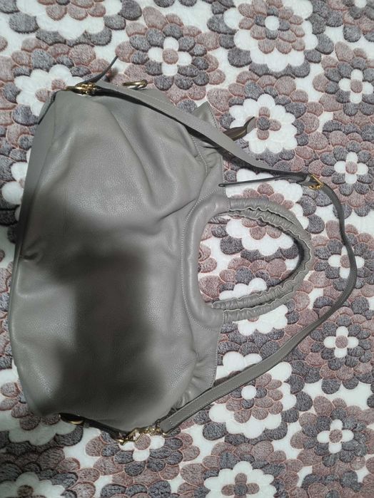 Оригинална чанта Miu Miu от естествена кожа