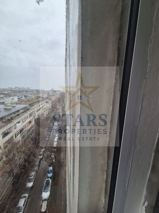 Продажба 3-стаен гр. Варна - Червен Площад