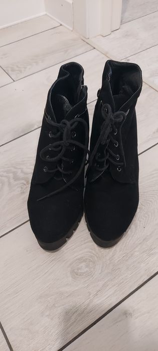 Продам женские обовь