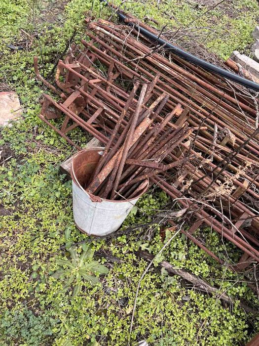 Парник дъгловидна форма