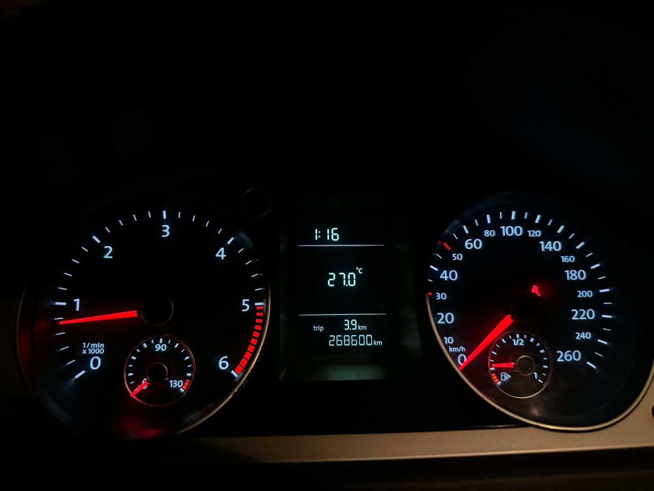 vand vw passat B 6  an 2010 euro 5  motor 2.0  tdi klima