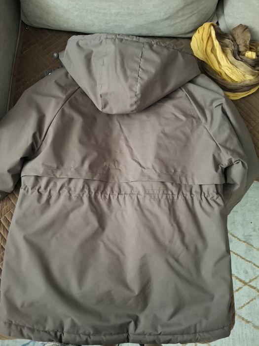 Демисезонняя куртка 46/48размер