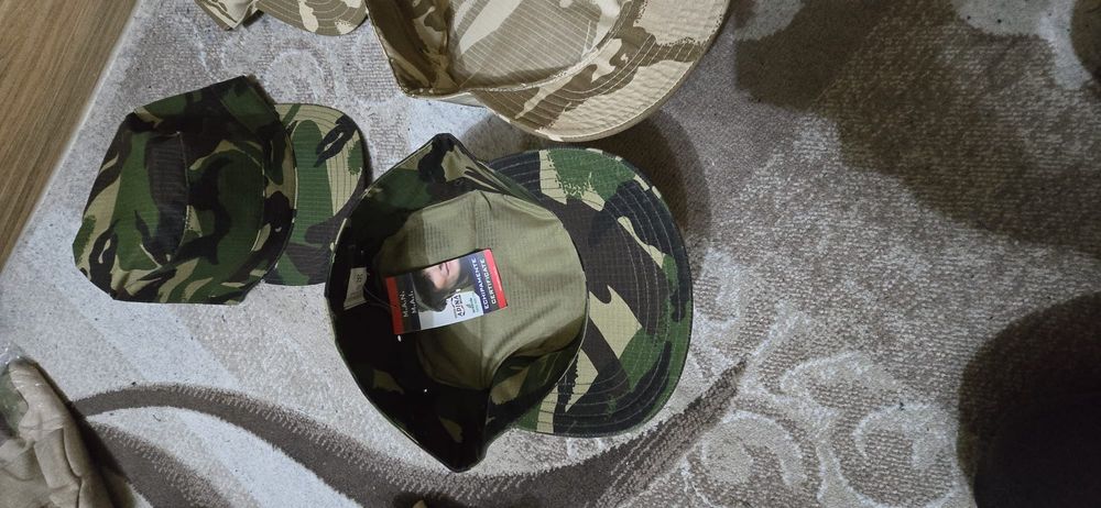 Vând capele ripstop