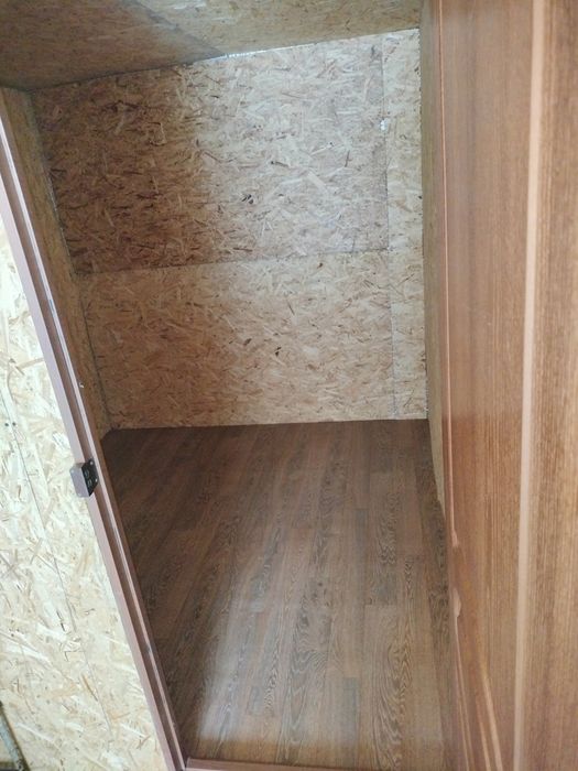 Контейнер морской