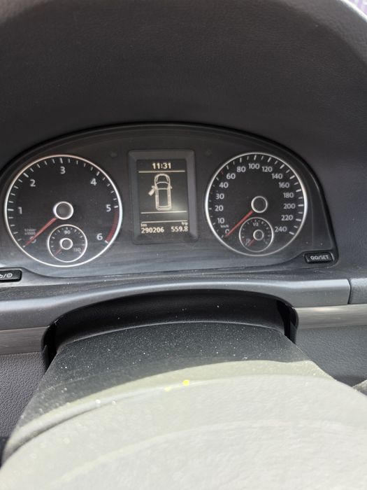Volkswagen Touran 2.0 diesel automat 2014, 7 locuri