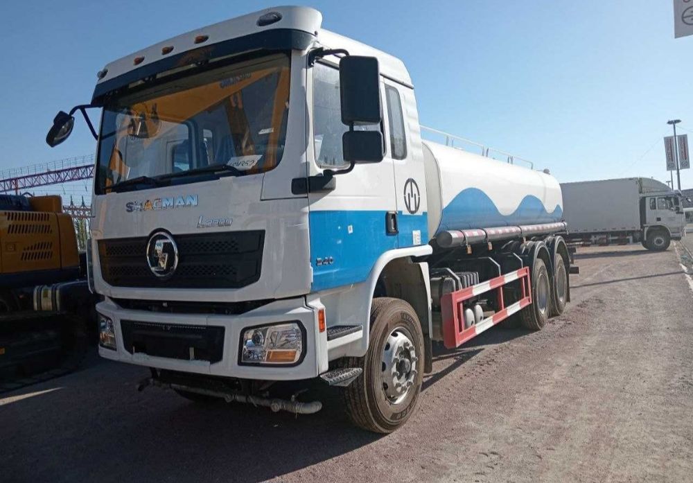 Vodovoz Aftosisterna suv sepadiganiyam suv tashiydiganiyam bor 10kuba