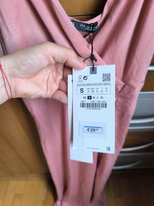 Дълга сатенена рокля Zara
