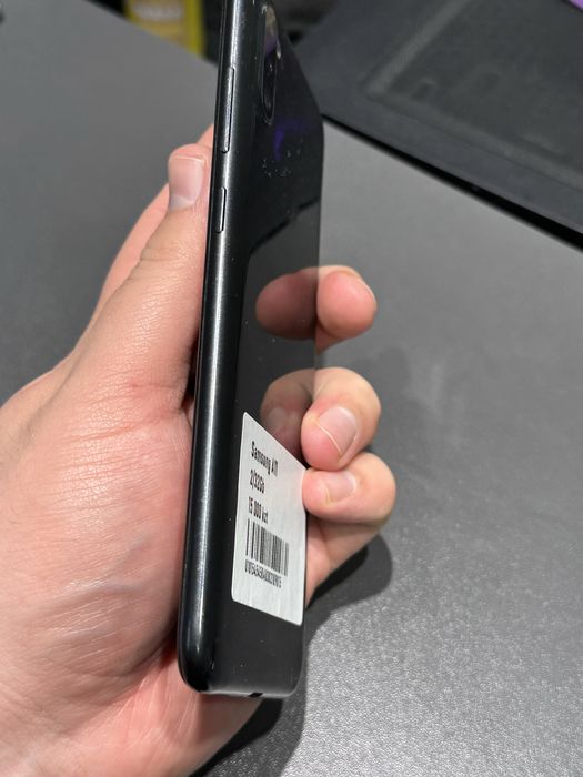 Samsung A11 32gb все работает