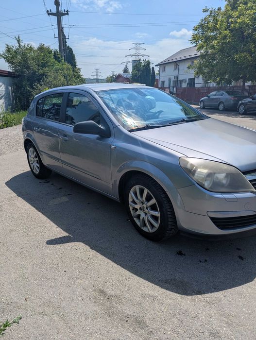 Opel Astra H, motor 1.6 benzină