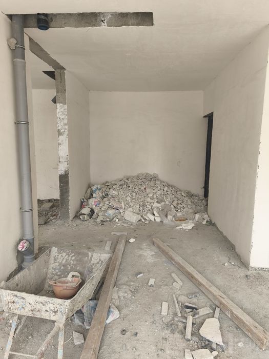 Noturar joy, do'kon, uyning birinchi qavati 21 m²