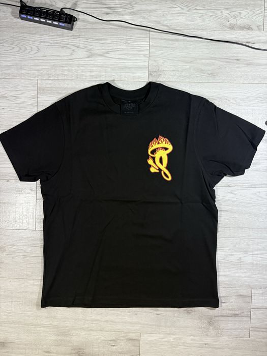 Syna World Tricou