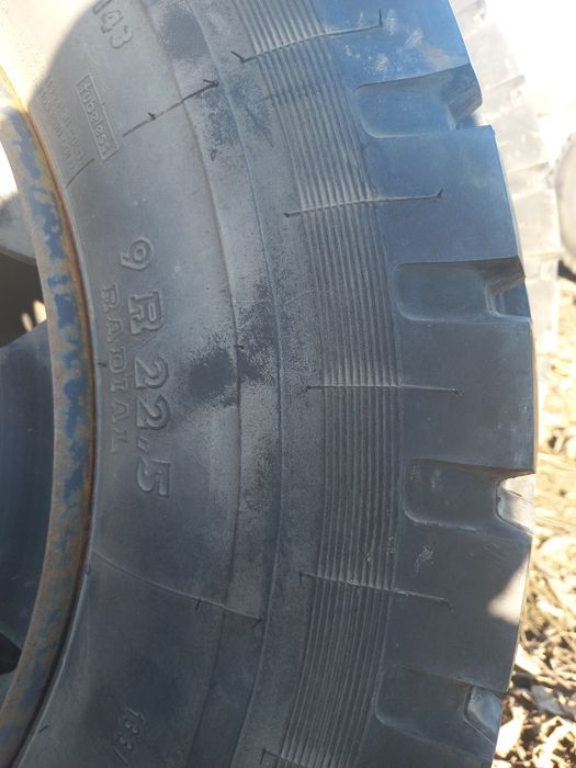 Vând  roți  remorcă  8 prezoane  tubeless