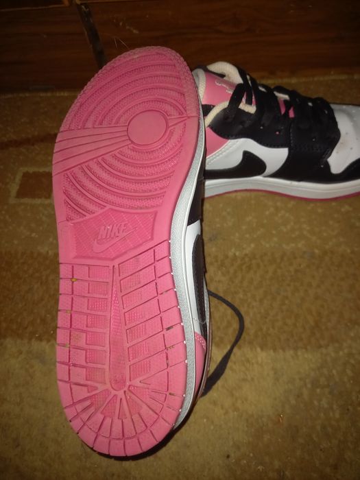 Кроссовки Nike AIR JORDAN.