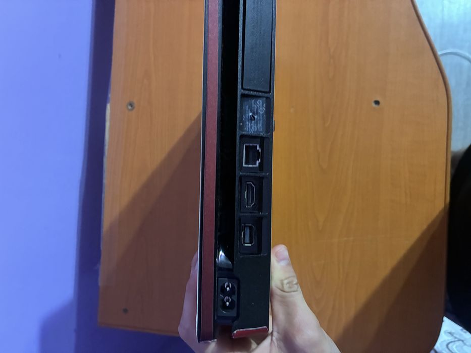 Vand ps4 usor negociabil