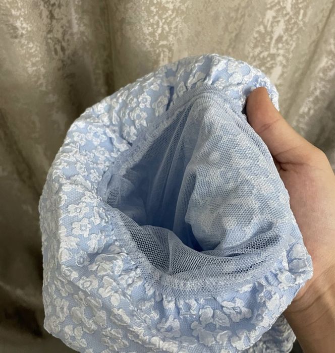Нежное голубое платье