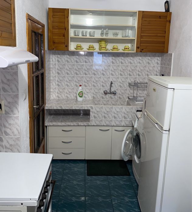 Дава се под наем Тристаен апартамент в Пловдив, Кършияка - 105 кв.м за 408 € - Снимка #4