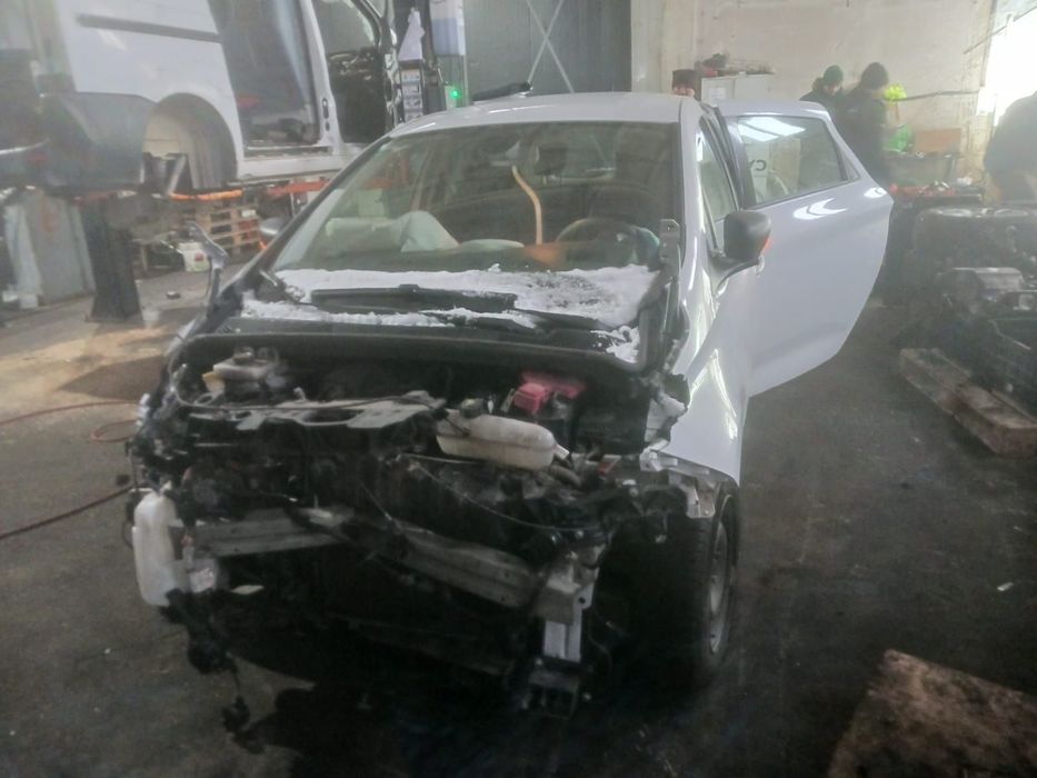 Dezmembrez Renault Zoe 1 [2012 - 2020] 5AQ601