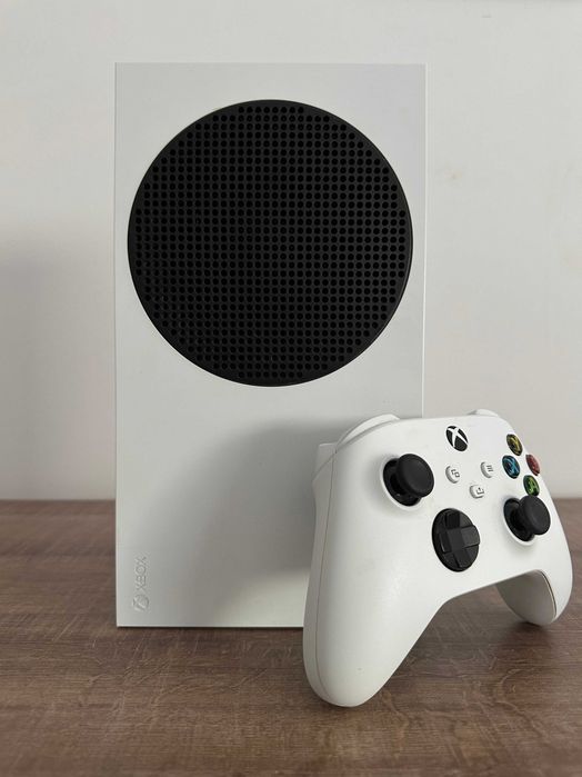 Xbox Series S 512GB + controller original + pachet complet