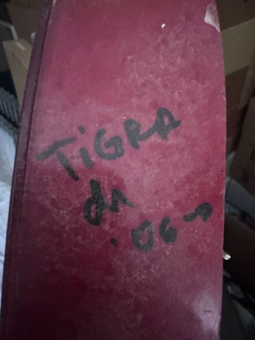Stop dreapta Tigra
