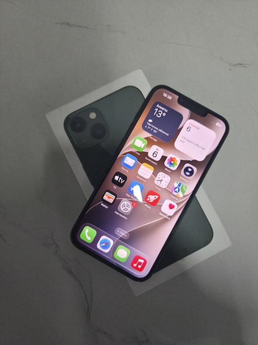 iphone 13 зелёного цвета