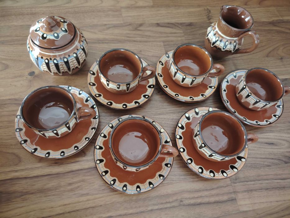 Сервиз за кафе, каничка и захарница от троянска керамика