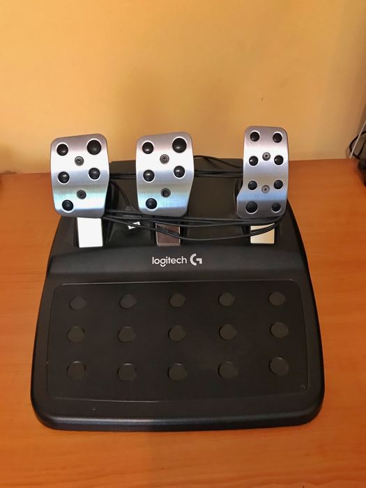 Volan logitech g29
