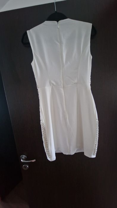 Rochie alba eleganta