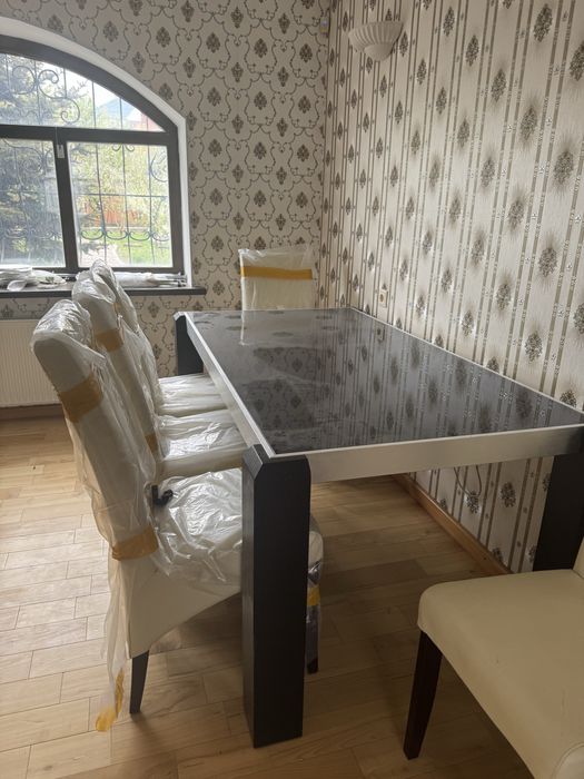 Стол гостинный + стулья дерево