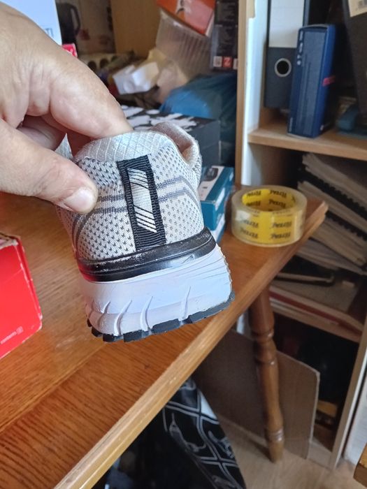 Adidas mărimea 39