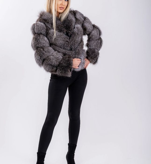 Haina din blana naturala de vulpe