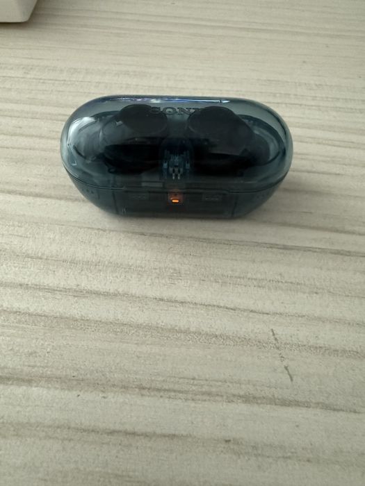 In ear bluetooth слушалки на Sony