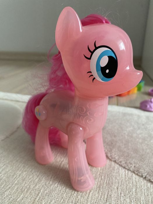 Фигурка Пинки Пай светящяяся, игрушка
