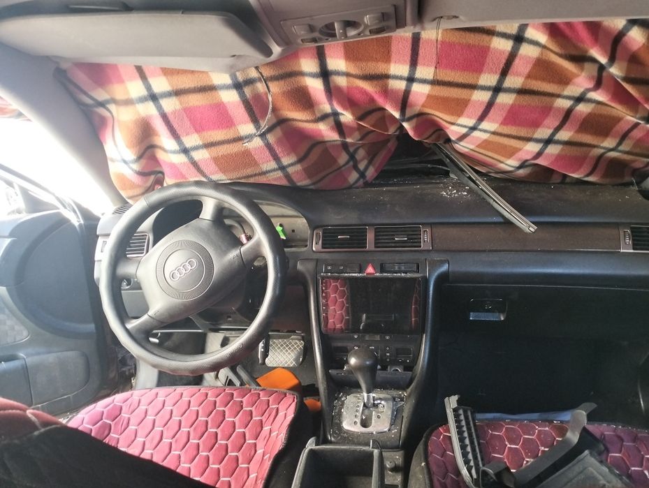 Ауди а6 с5 кузове  только по запчастием