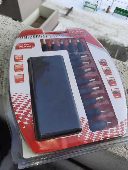 Incarcator de laptop universal cu 13 mufe