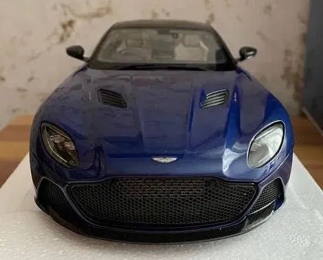 Aston Martin DBS Superleggera AUTOart M1:18 Сапфирено синьо.