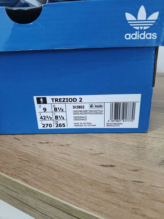 Adidas Treziod 2 IH3802 Marimea 42 2/3 Gri