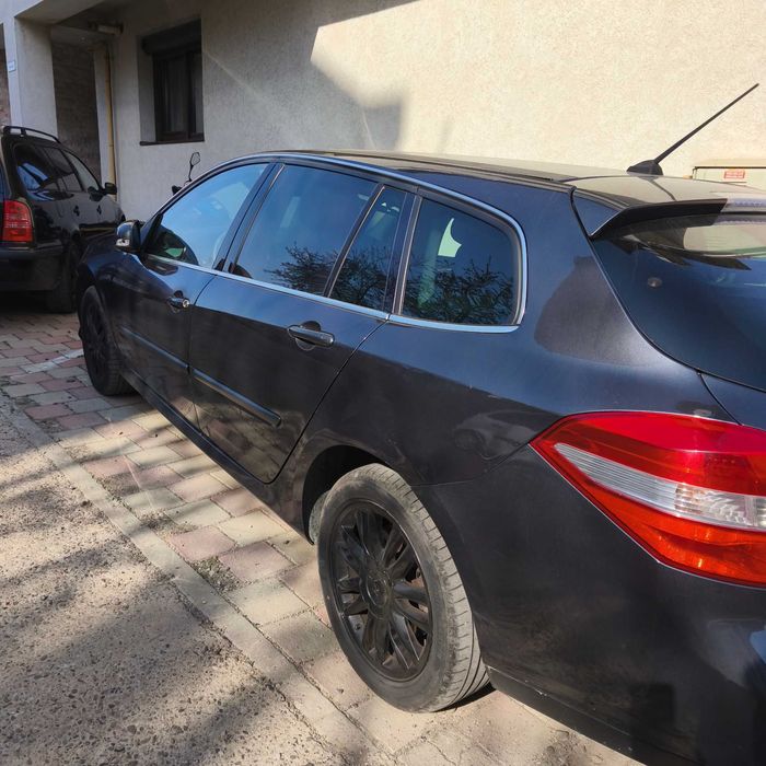 Renault laguna 3 inițiale Paris