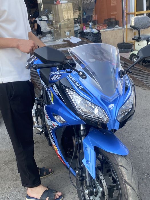 Moto kawasaki r6