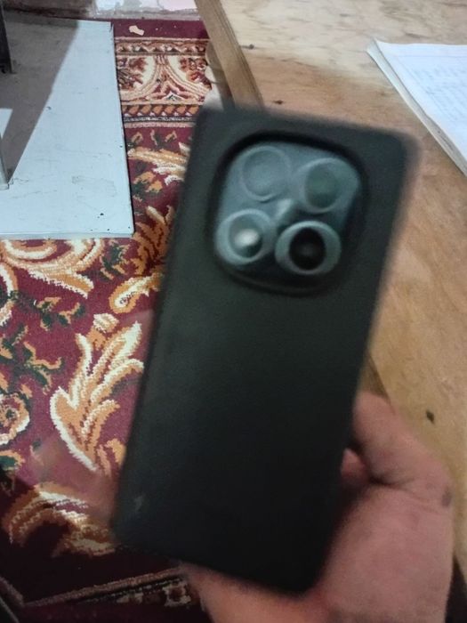 Redmi note 14 pro sotiladi srochna 6 oy boldi olinganiga