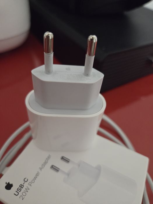 Incarcator IPHONE 20 W