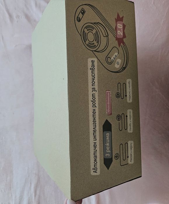 Автоматичен интелигентен смарт робот за почистване на прозорци