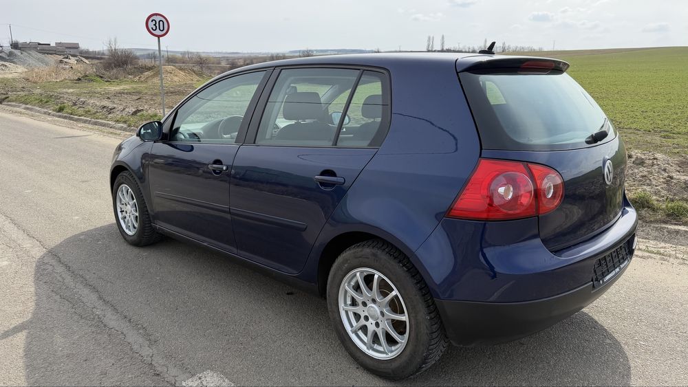 Vand vw Golf 5 1600fsi
