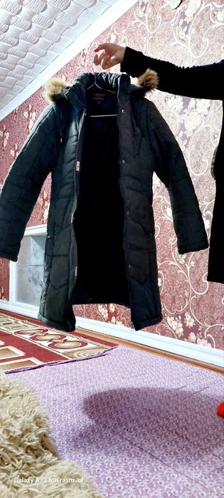 Kurtka koreski kiyilgan holati yangi